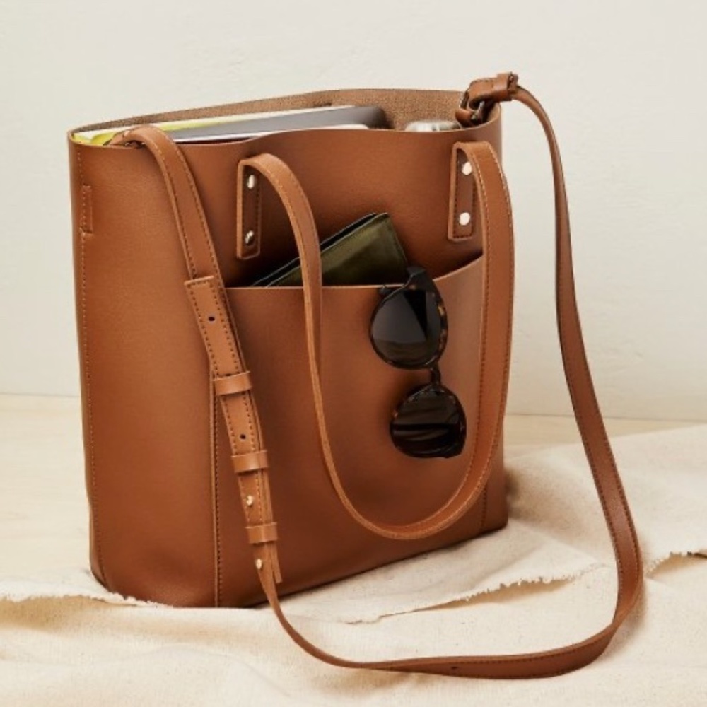 NWT! Vegan Leather 2-in-1 Everyday Tote